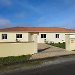 Maison Avec Piscine Et Clim - 4 Pers. - Fr-1-616-553 Tatil Evi